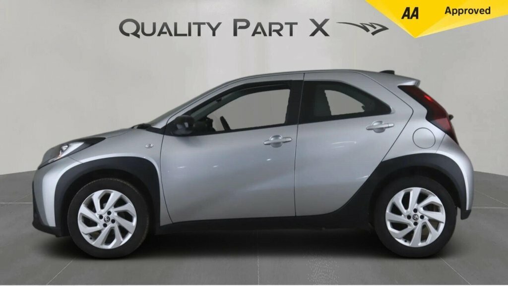 Toyota Aygo X Hatchback LS72XFA Silver #4