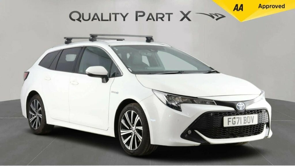 Toyota Corolla Estate White