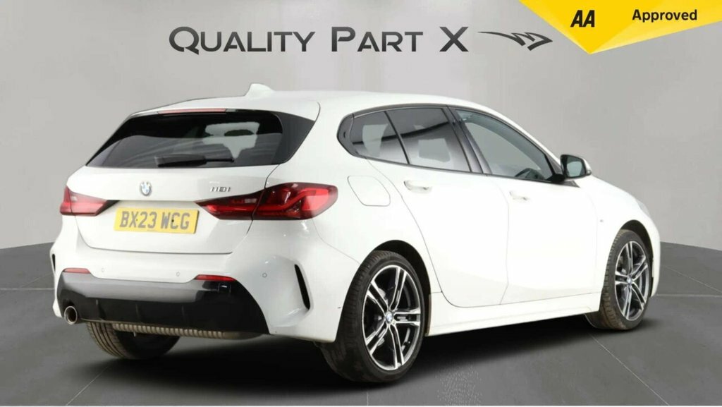 BMW 1 Series Hatchback BX23WCG White #4