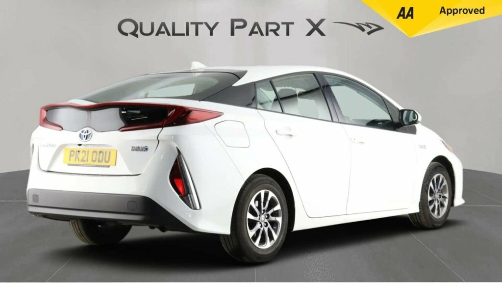 Toyota Prius+ 1.8L Business Edition Plus White #5