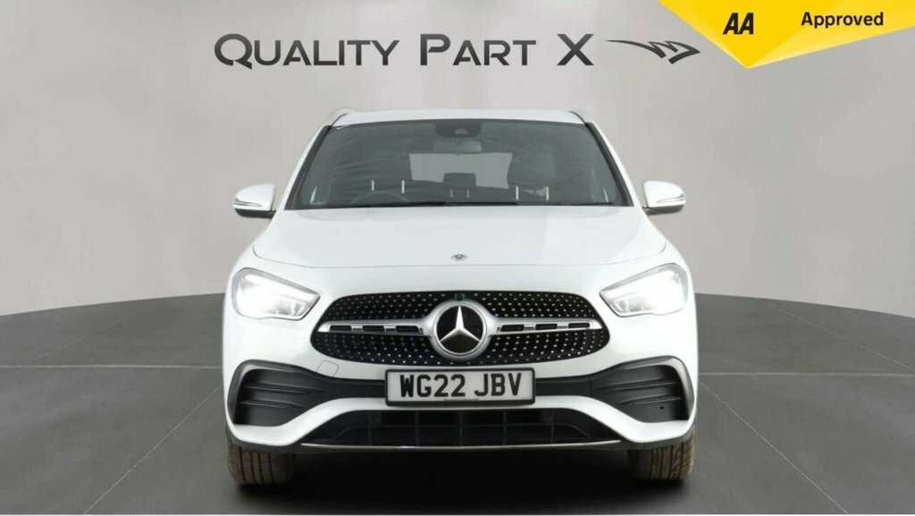 Mercedes-Benz GLA Class Suv WG22JBV White #2