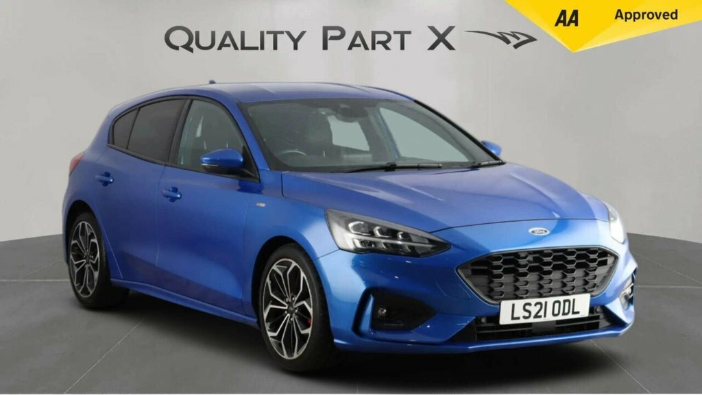 Ford Focus Hatchback Blue