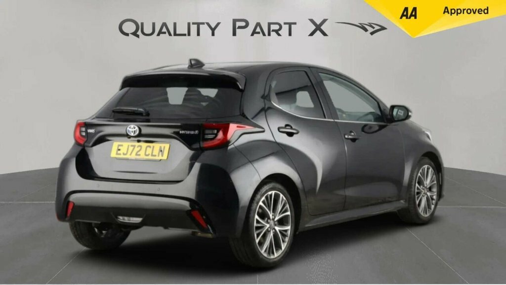 Toyota Yaris Hatchback EJ72CLN Black #4