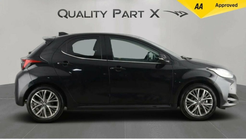 Toyota Yaris Hatchback EJ72CLN Black #3
