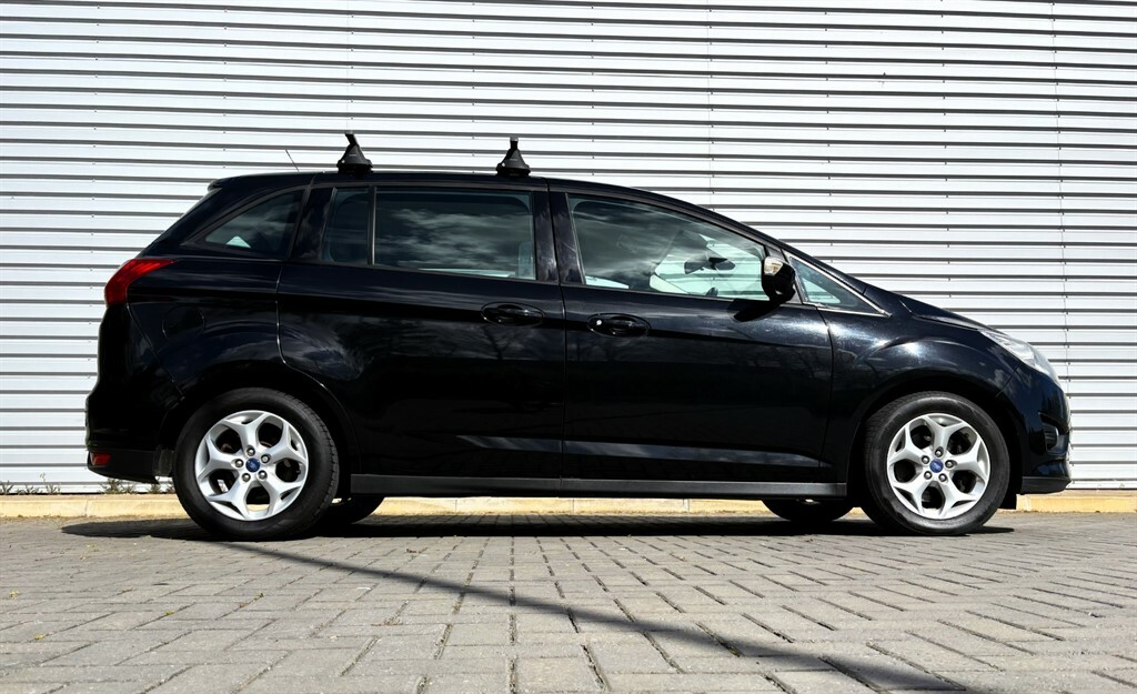 Ford Grand C-Max Grand Zetec Tdci Great Value 7 Seater KM13VRV Black #3