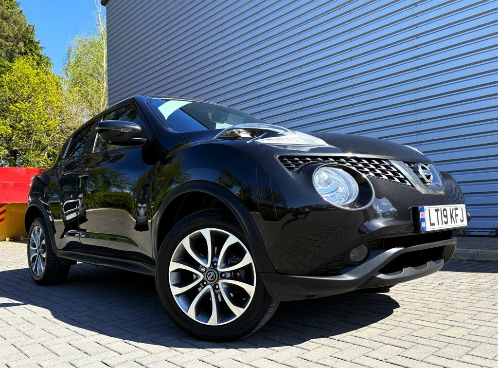 Nissan Juke Tekna Great Spec Heated Leather Seats Sat Nav And LT19KFJ Black #2