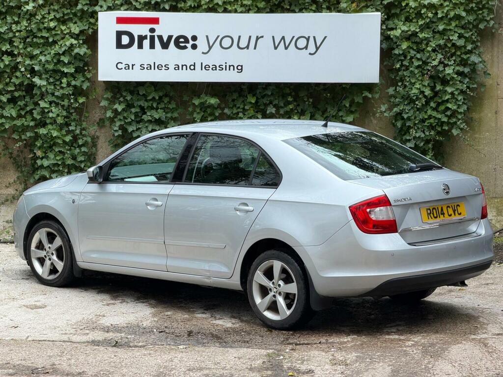 Skoda Rapid Hatchback 1.6 Tdi Elegance Dsg Euro 5 201414 RO14CVC Silver #6