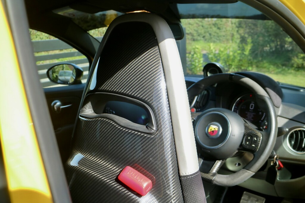 Abarth 595 Hatchback 1.4 Abarth My16 Competizione 1.4 Tjet 18 M500GOS Yellow #2