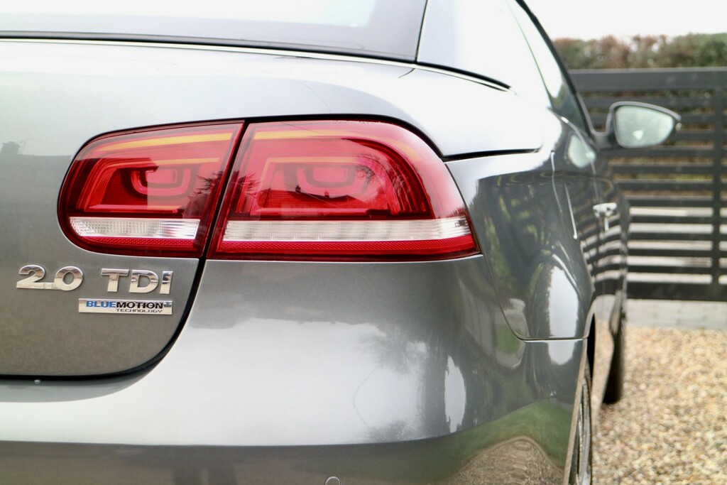 Volkswagen EOS Exclusive Tdi Bluemotion Technology White #11