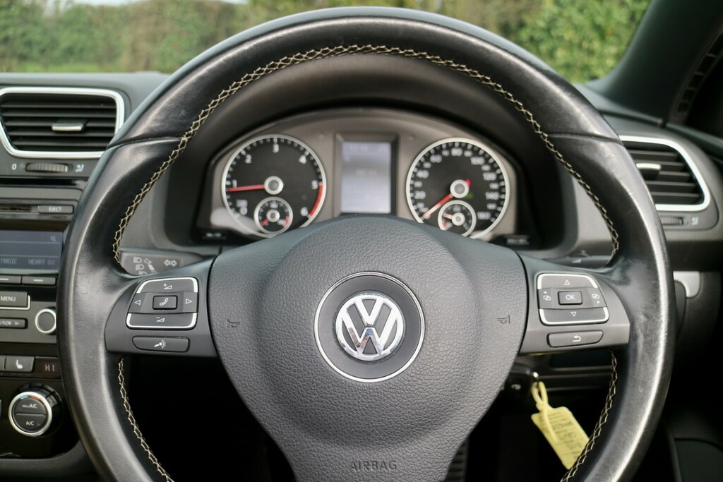 Volkswagen EOS Exclusive Tdi Bluemotion Technology White #19