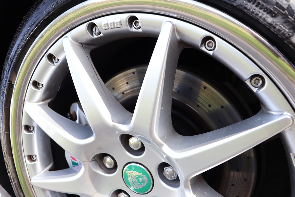 Jaguar XKR 4.2 Silver #30