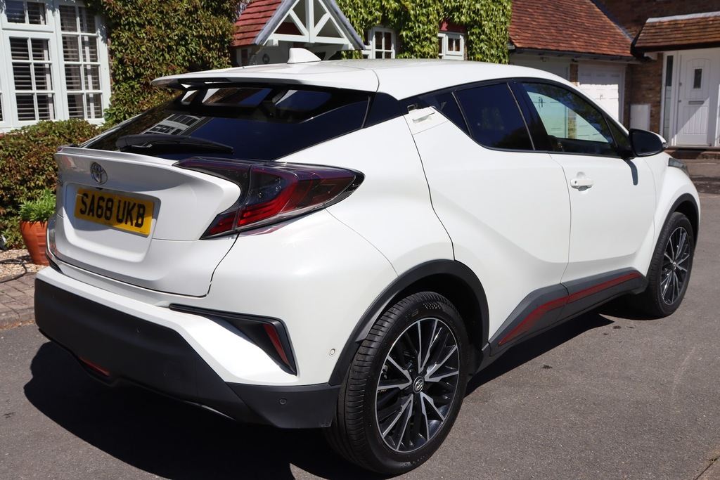 Toyota C-Hr 1.2 Vvt-i Excel SA68UKB White #6