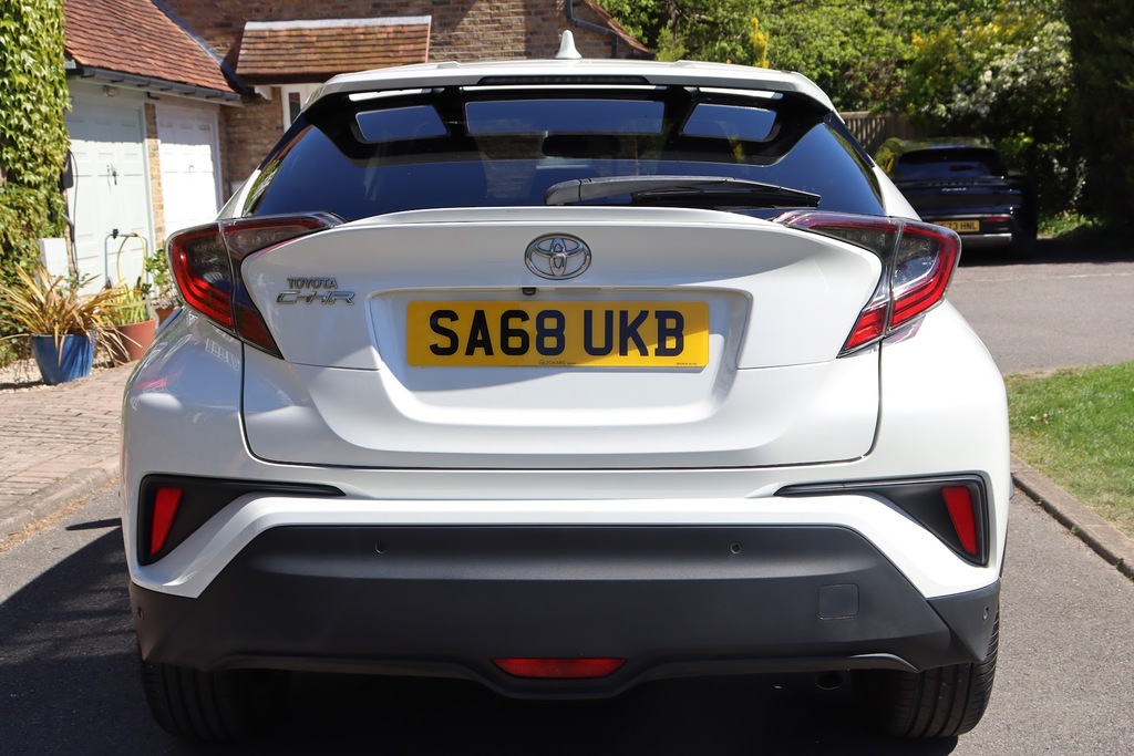 Toyota C-Hr 1.2 Vvt-i Excel SA68UKB White #5