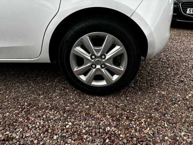Vauxhall Corsa 1.2I Design Hatchback Euro 6 70 SD65FGO White #6