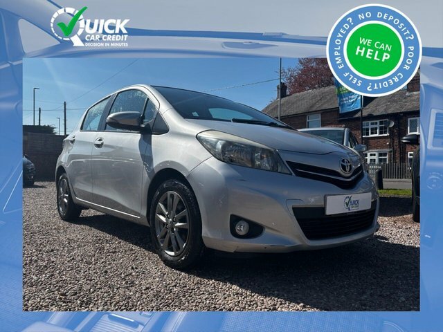 Toyota Yaris 1.33 Dual Vvt-i Icon Plus Hatchback Man Silver