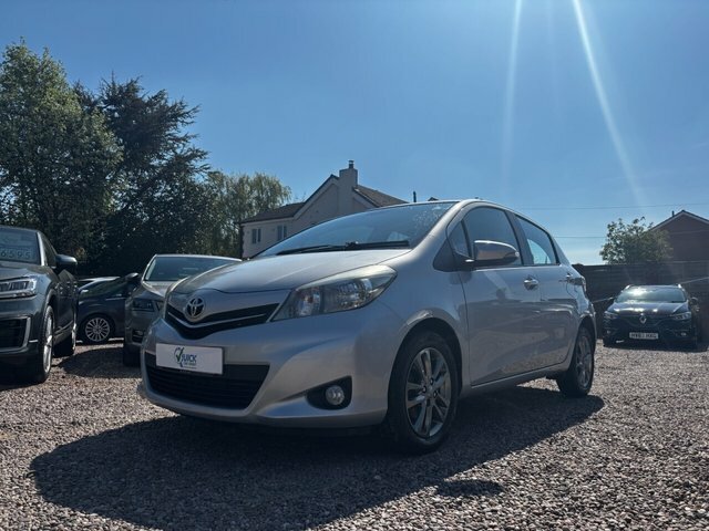 Toyota Yaris 1.33 Dual Vvt-i Icon Plus Hatchback Man PK14BOH Silver #5