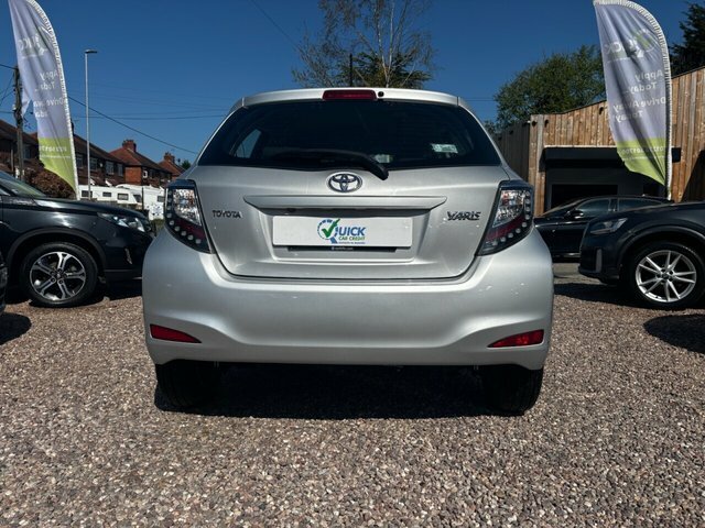 Toyota Yaris 1.33 Dual Vvt-i Icon Plus Hatchback Man PK14BOH Silver #3
