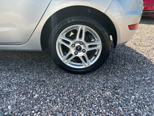 Ford Fiesta 1.25 Zetec Hatchback Euro 5 82 MF14BYW Silver #6