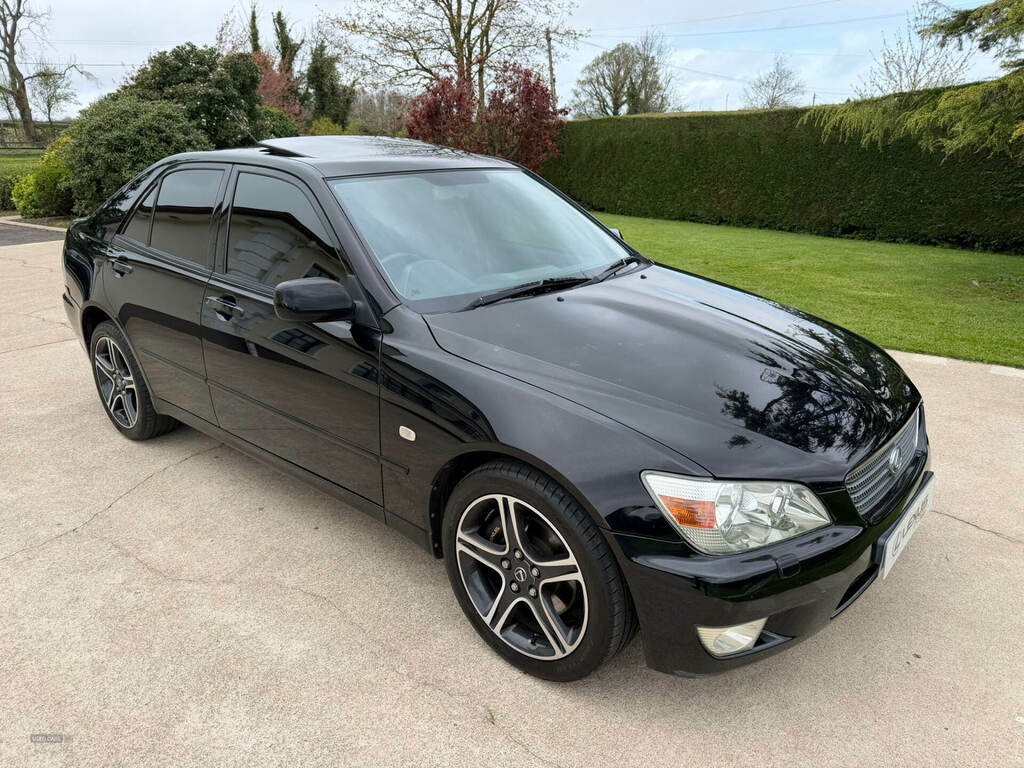 Lexus IS 200 2.0 Se Y771JAR Black #3