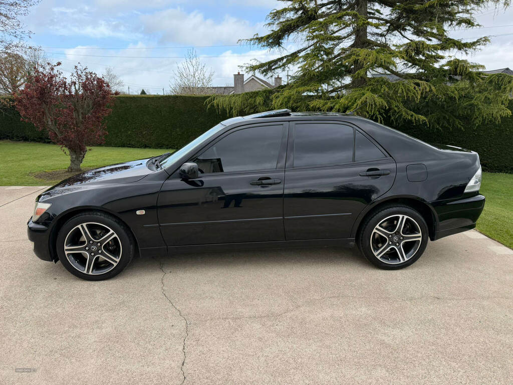 Lexus IS 200 2.0 Se Y771JAR Black #6
