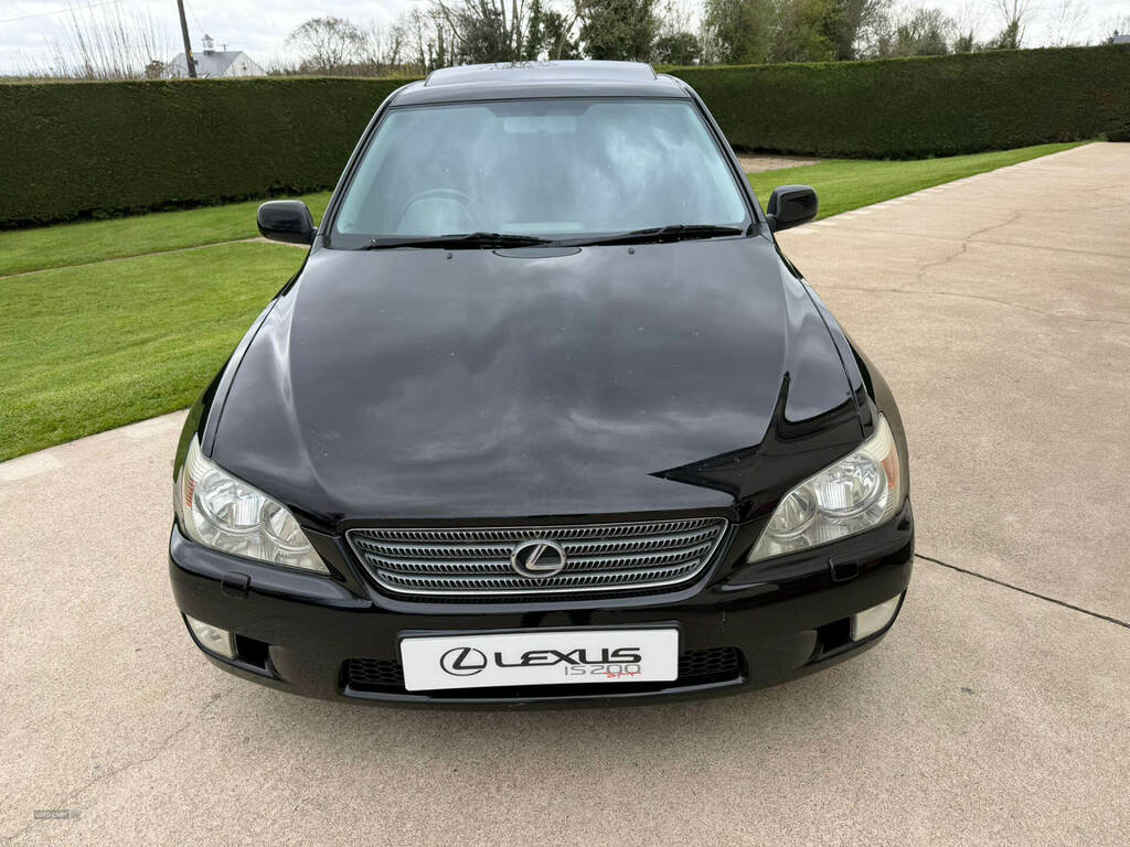 Lexus IS 200 2.0 Se Y771JAR Black #5