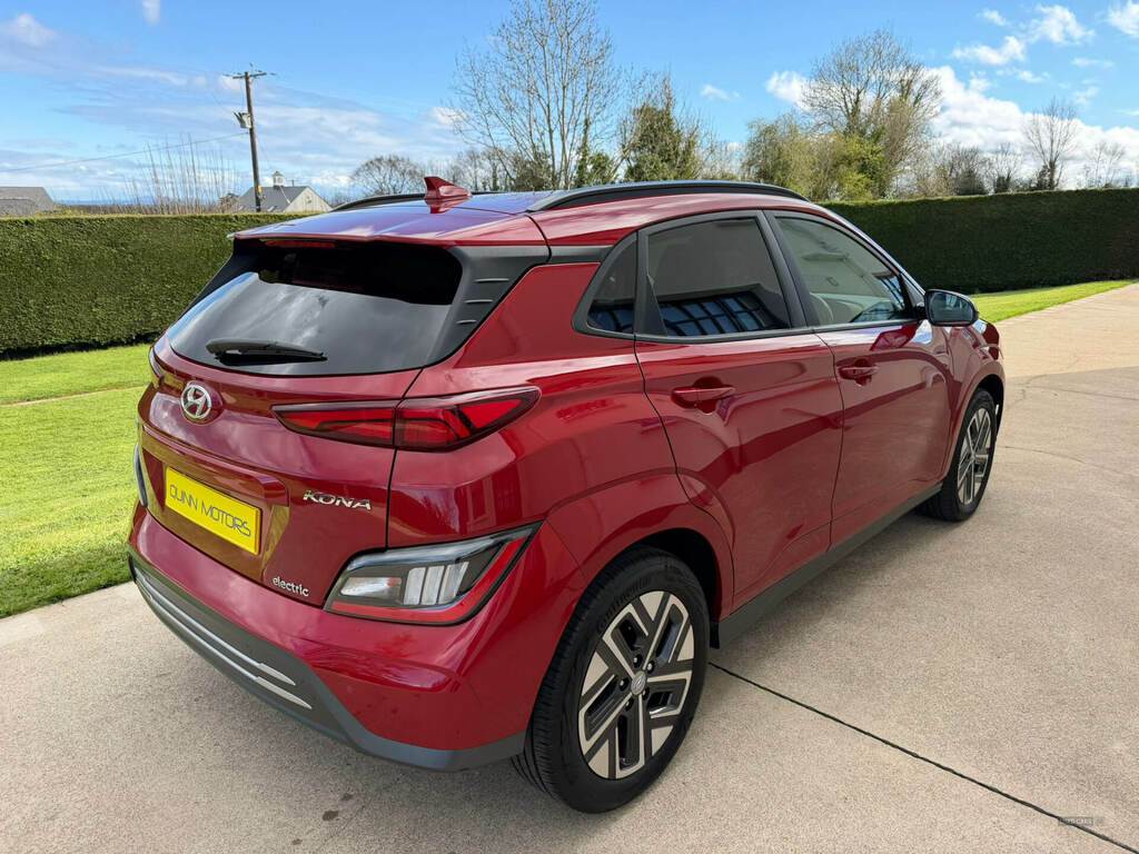 Hyundai Kona 100Kw Premium 39Kwh EJ71NPC Red #2