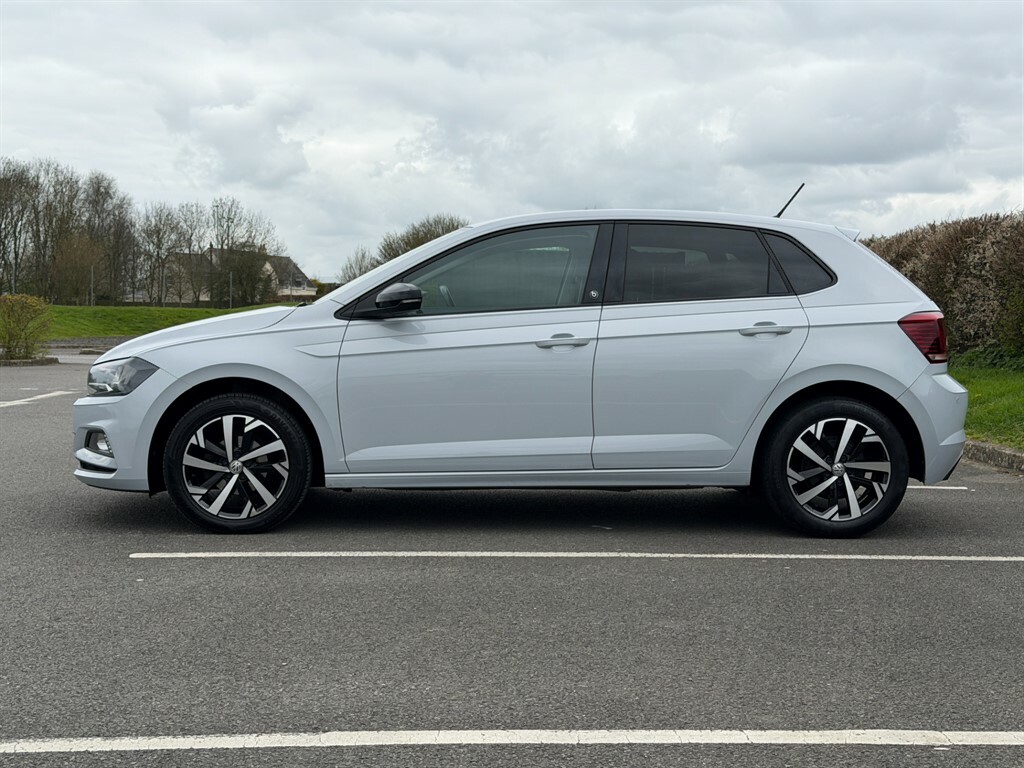 Volkswagen Polo 1.0 L 1.0 Tsi Gpf Beats Hatchback Manua MA70LGV Silver #4