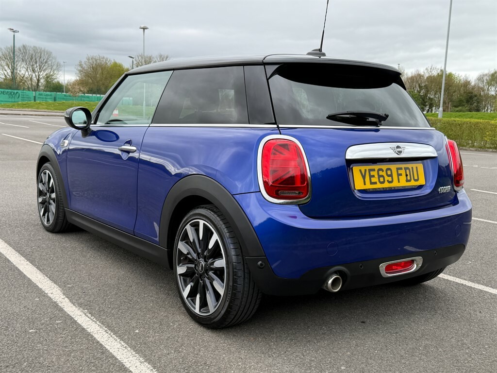 Mini Hatch 1.5 L 1.5 Cooper Exclusive Hatchback St YE69FDU Blue #5