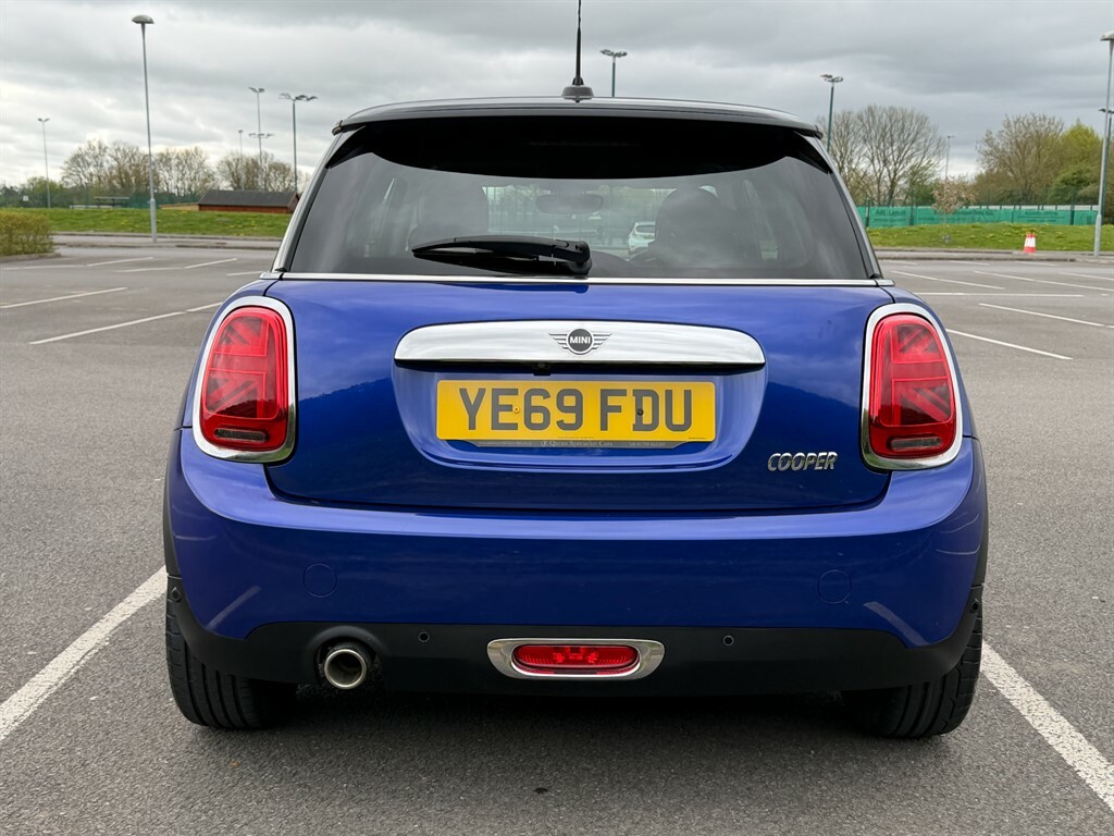Mini Hatch 1.5 L 1.5 Cooper Exclusive Hatchback St YE69FDU Blue #6