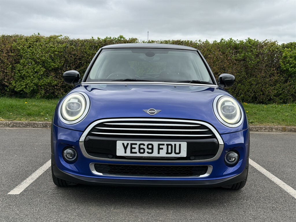 Mini Hatch 1.5 L 1.5 Cooper Exclusive Hatchback St YE69FDU Blue #2