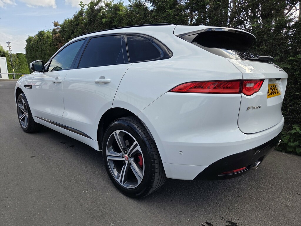 Jaguar F-Pace Suv 3.0 D300 V6 S 2018 RJ68SPV White #5