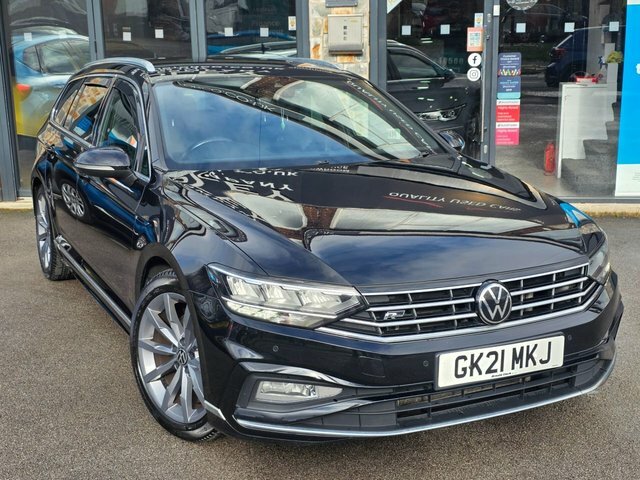 Volkswagen Passat 2021 2.0 Tdi Evo R-line Estate Dsg Euro GK21MKJ Black #4