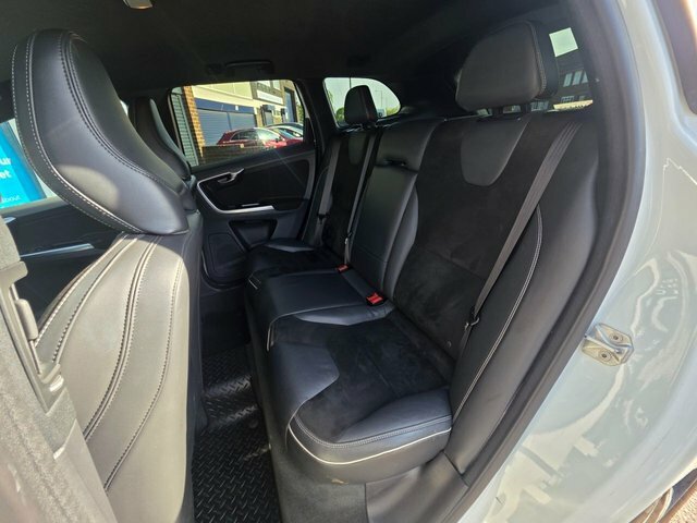 Volvo XC60 2017 2.0 D4 R-design Nav Suv Eur NJ67RXX White #6