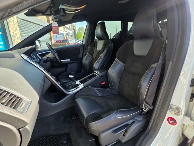 Volvo XC60 2017 2.0 D4 R-design Nav Suv Eur NJ67RXX White #3