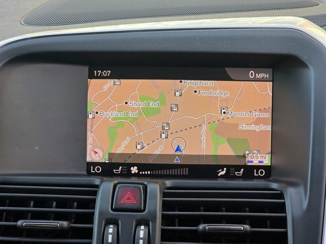 Volvo XC60 2017 2.0 D4 R-design Nav Suv Eur NJ67RXX White #5