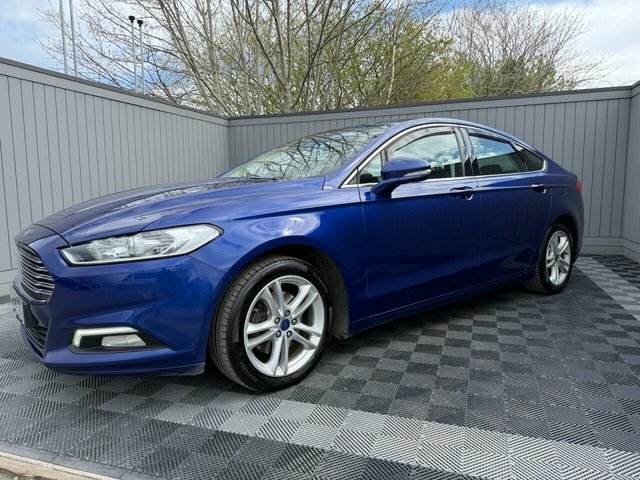 Ford Mondeo 2016 2.0 Tdci Zetec Hatchback Eu Blue
