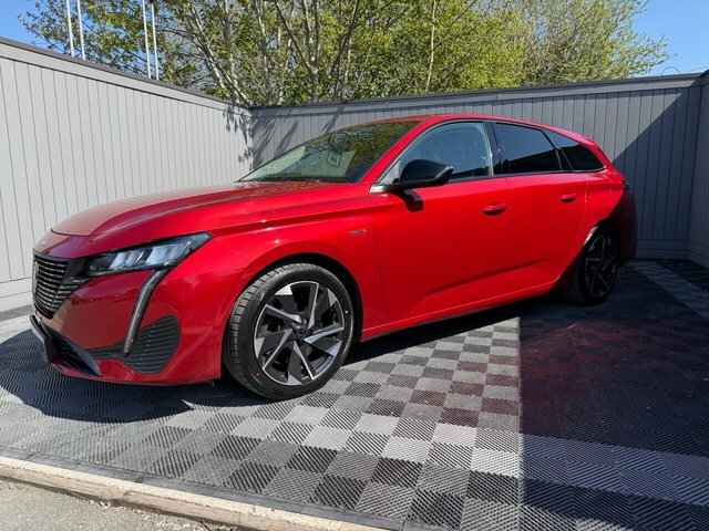 Peugeot 308 SW 2022 1.6 12.4Kwh Allure Premium Estate RK22ZGN Red #2