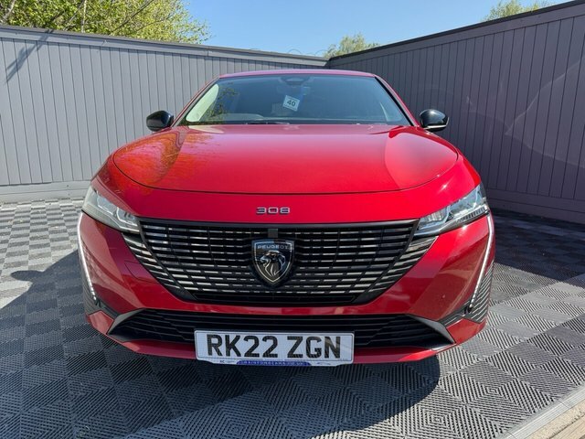 Peugeot 308 SW 2022 1.6 12.4Kwh Allure Premium Estate RK22ZGN Red #4