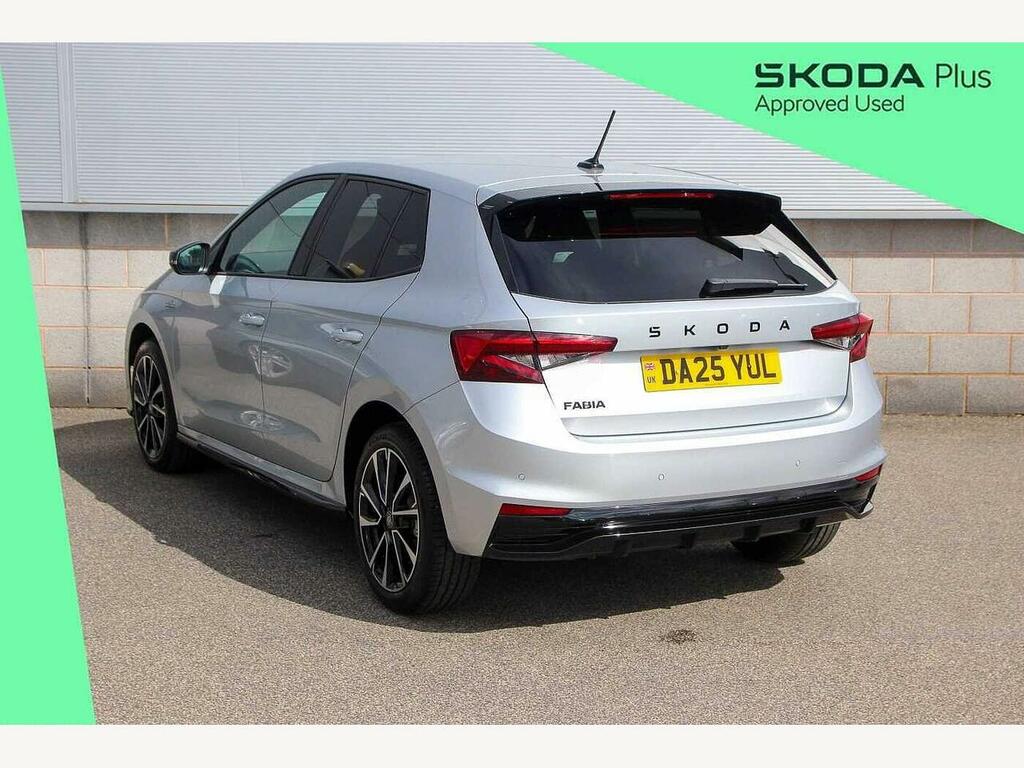 Skoda Fabia 2025 1.5 Tsi 150 Monte Carlo Edition Dsg DA25YUL Silver #3