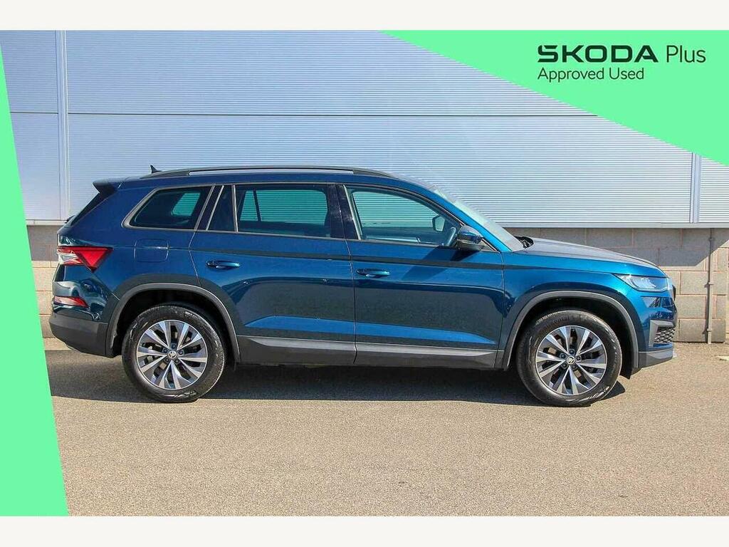 Skoda Kodiaq 2023 1.5 Tsi Se Drive Dsg 5 Seat FG23KCY Blue #4