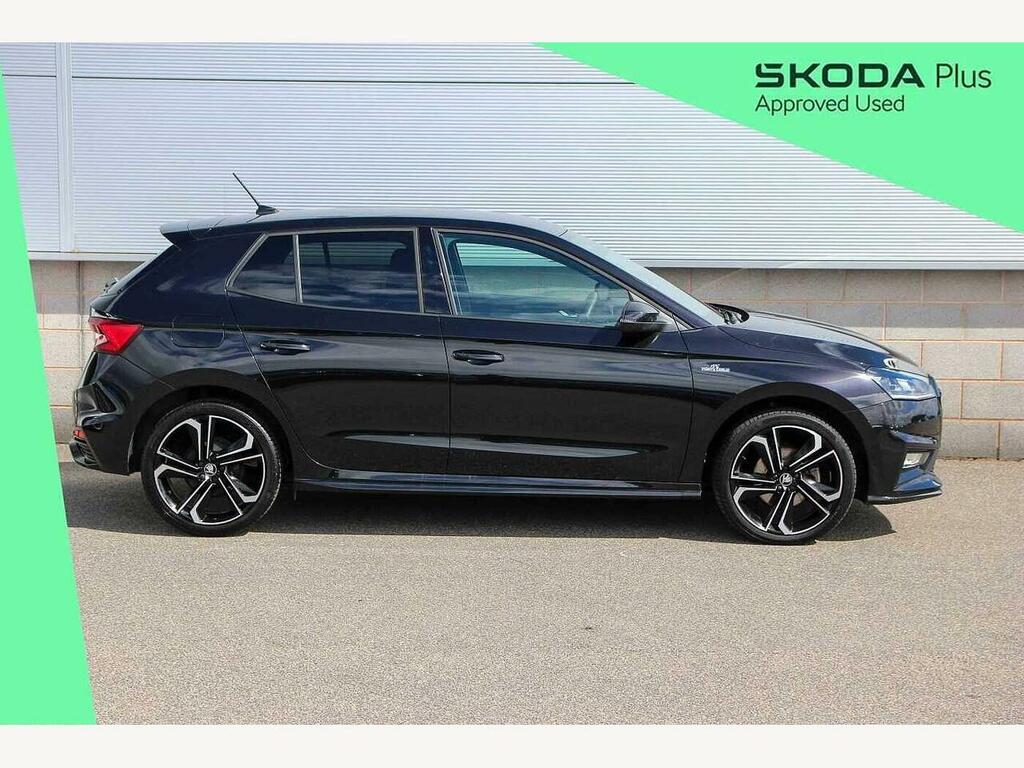 Skoda Fabia 2025 1.0 Tsi 116 Monte Carlo Edition FH25UZO Black #4