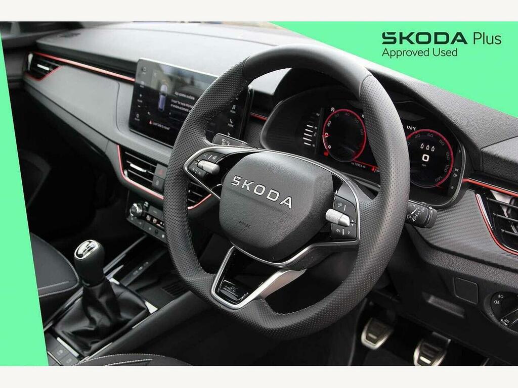Skoda Scala 2025 1.0 Tsi 116 Monte Carlo Edition KN75ZDF White #6