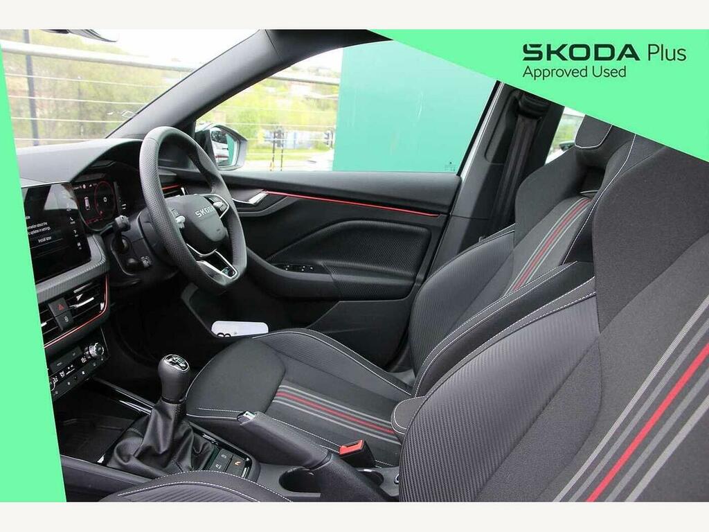 Skoda Scala 2025 1.0 Tsi 116 Monte Carlo Edition KN75ZDF White #2
