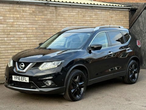 Nissan X-Trail 1.6 X-trail Tekna Black