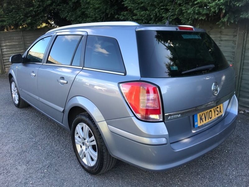 Vauxhall Astra 1.8 Design Estate Silver #4
