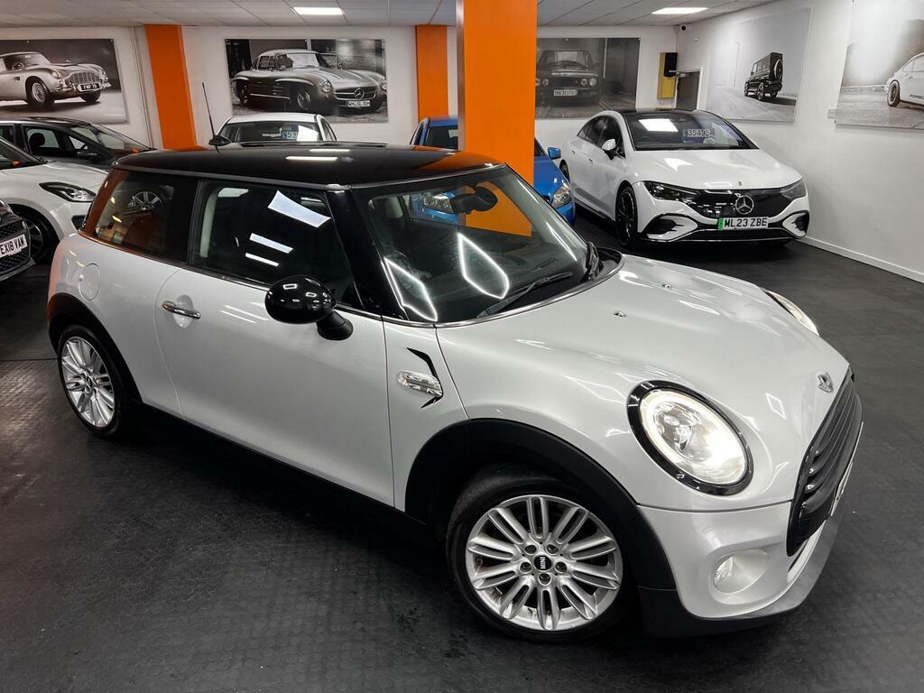 Mini Hatch 1.5 Cooper Euro 6 S S Silver