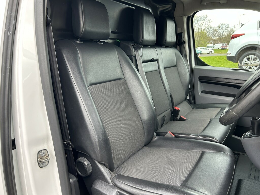 Peugeot Expert Panel Van 1.5 Bluehdi 1200 Professional 2021 VGZ4734 White #5