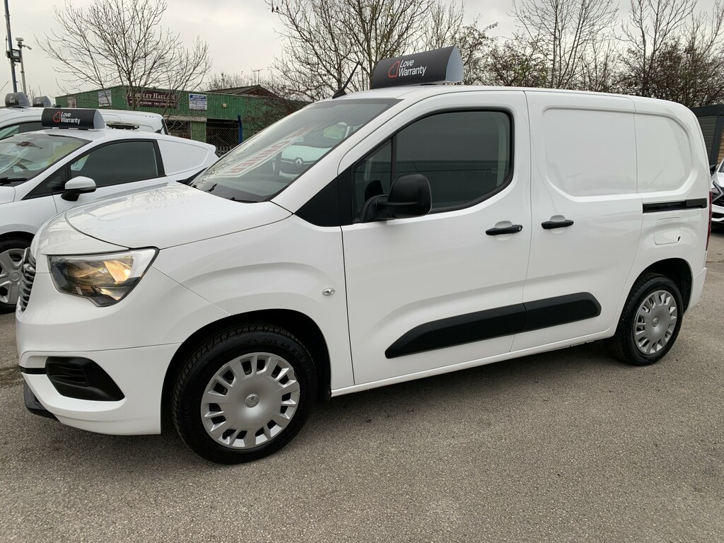 Vauxhall Combo Panel Van 1.5 Turbo D 2000 Sportive 2020 VU20YUD White #6