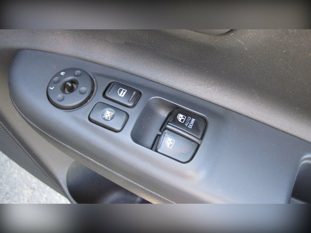 Hyundai Accent 1.4 Atlantic Blue #18