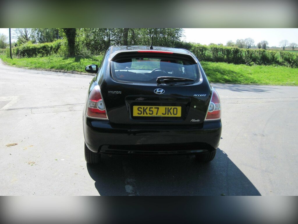 Hyundai Accent 1.4 Atlantic Blue #12